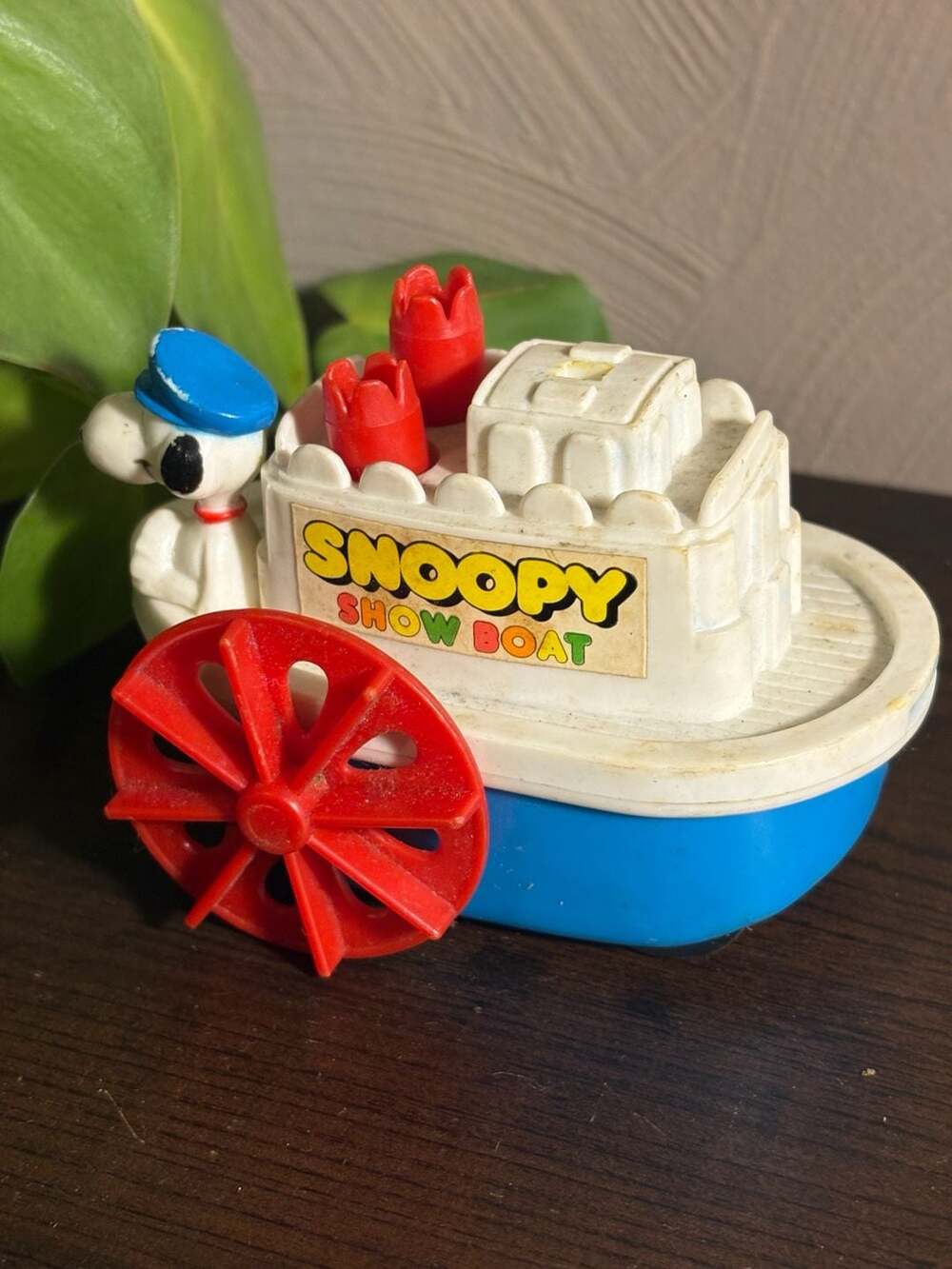 Vintage Aviva Peanuts Snoopy Show Boat Friction Toy